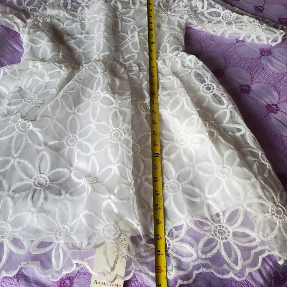 Dress - Picture 8 of 10